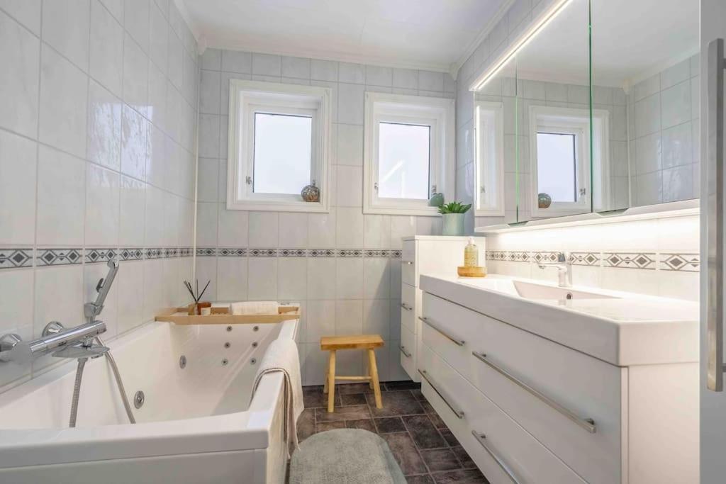 Sund  Sundet Lofoten Holiday House 빌라 외부 사진